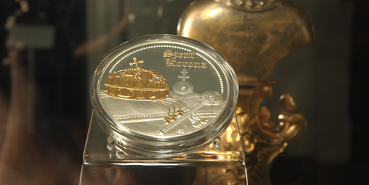 Ezüstbe álmodott nemzeti jelkép a Nemzeti Múzeumban